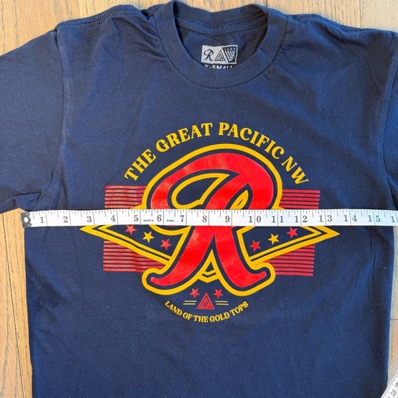 Rainier The Great Pacific NW Beer Graphic Navy T-Shirt Size X-Small - Picture 7 of 8